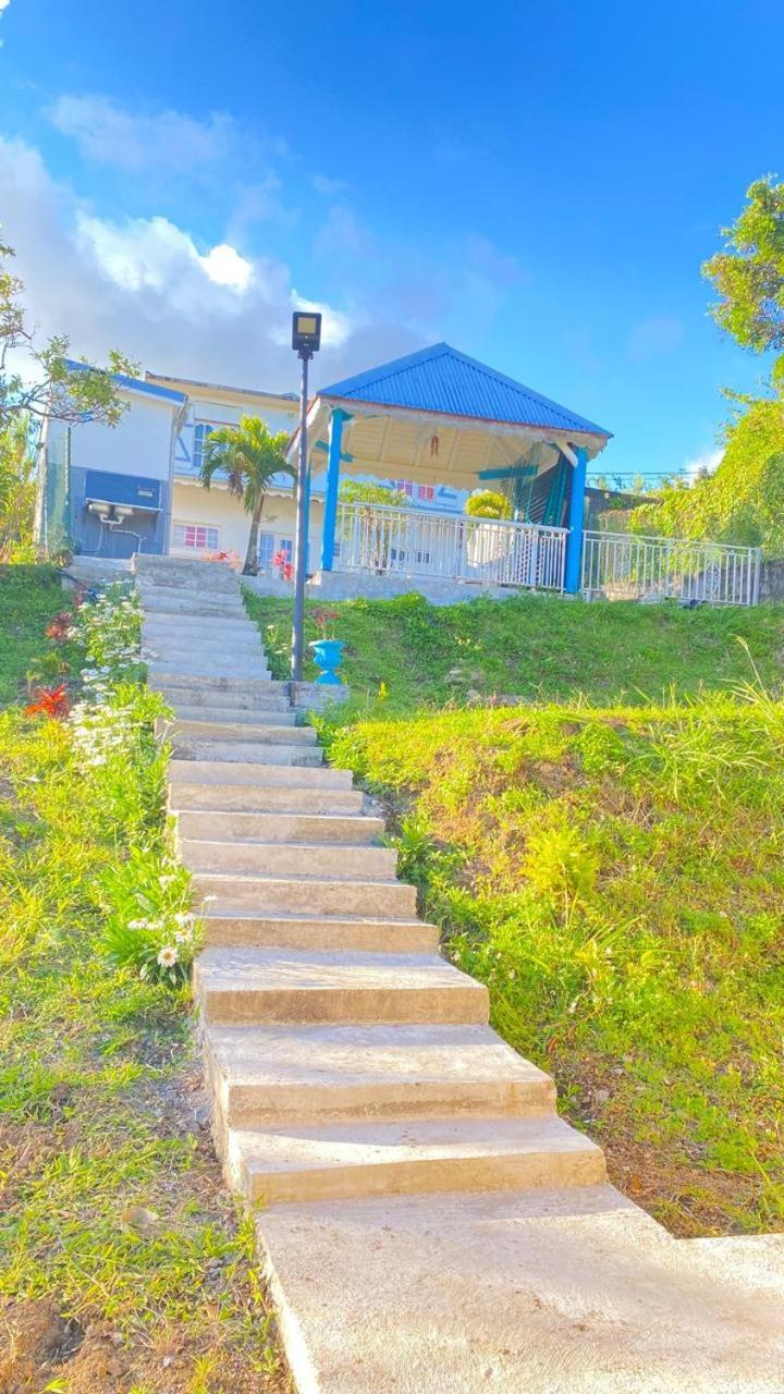 Charmant Bungalow A Saint Claude Bagian luar foto